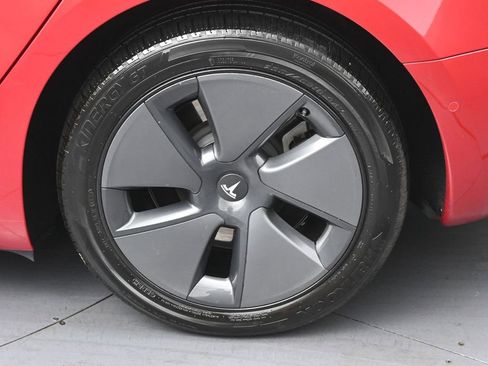 Used 2022 Tesla Model 3 Long Range AWD/4WD image 35