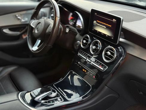 Used 2017 Mercedes-Benz GLC 43 AMG 4MATIC image 23