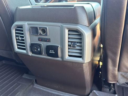 Used 2020 Ford F250 King Ranch w/ King Ranch Ultimate Package AWD/4WD image 24