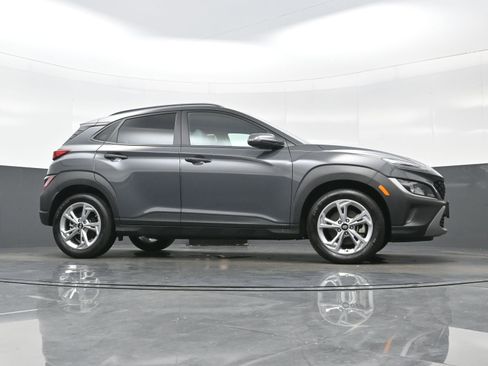 Used 2023 Hyundai Kona SEL AWD/4WD image 32