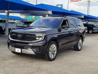 Used 2025 Ford Expedition Platinum w/ Driver's Package