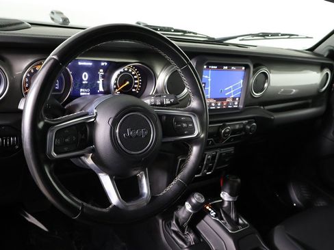 Used 2020 Jeep Wrangler Unlimited Sahara w/ Uconnect 4C Nav & Sound Group image 20