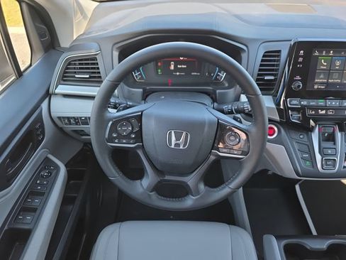 Used 2018 Honda Odyssey EX-L image 14