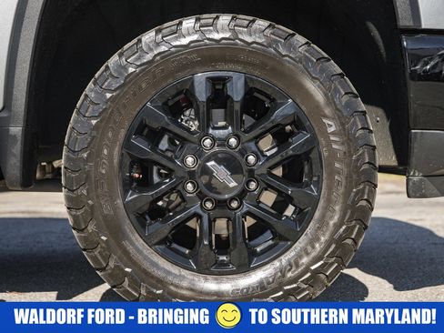 Used 2025 Chevrolet Silverado 2500 LT w/ Trail Boss Package image 25