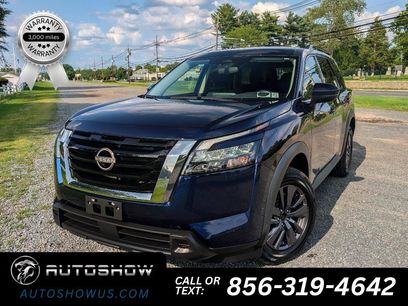 Used 2023 Nissan Pathfinder SV