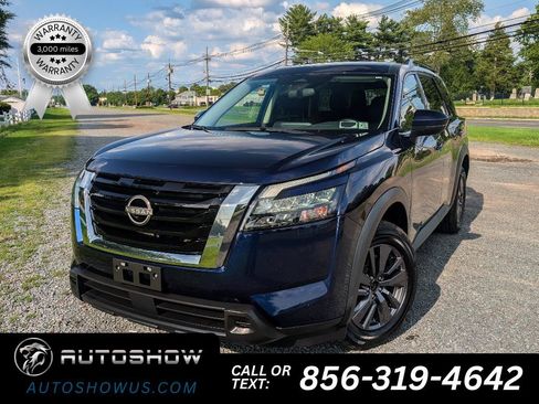 Used 2023 Nissan Pathfinder SV FWD image 1