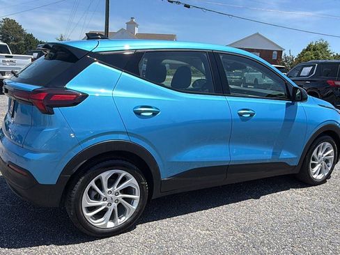 New 2027 Chevrolet Bolt LT w/ Comfort Package FWD image 5