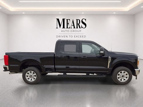 Used 2024 Ford F250 XLT AWD/4WD image 6