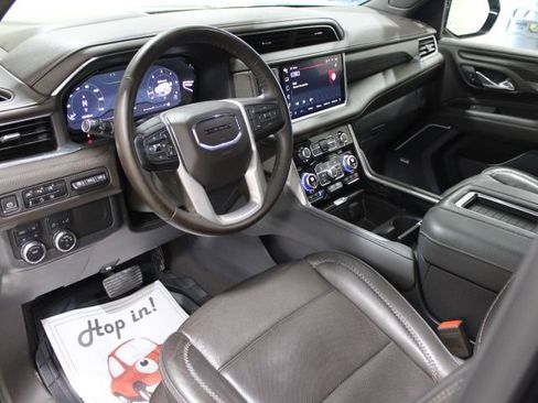 Used 2023 GMC Yukon Denali image 42