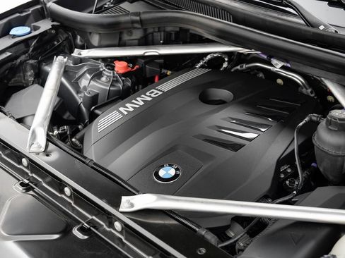 Used 2024 BMW X5 xDrive40i w/ Premium Package image 27