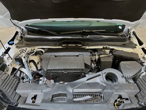 Used 2024 Honda Pilot Touring image 33