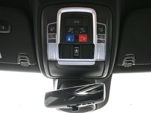 Used 2023 RAM 1500 Limited AWD/4WD image 28