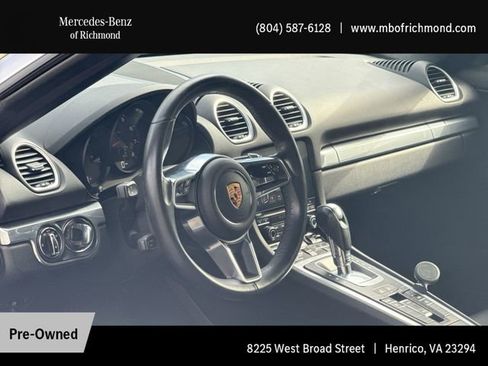 Used 2019 Porsche 718 Boxster RWD image 13
