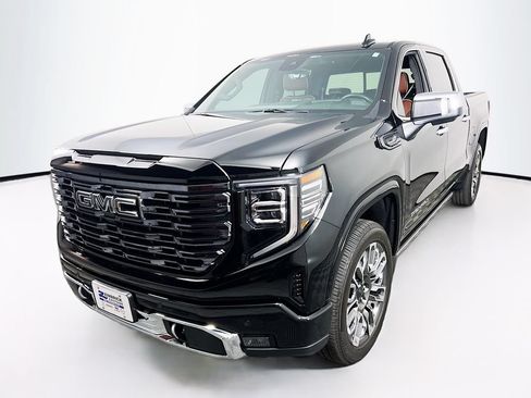 Certified 2025 GMC Sierra 1500 Denali Ultimate AWD/4WD image 3