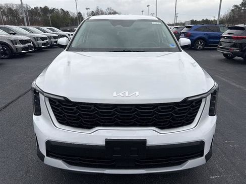 New 2026 Kia Sorento LX image 2