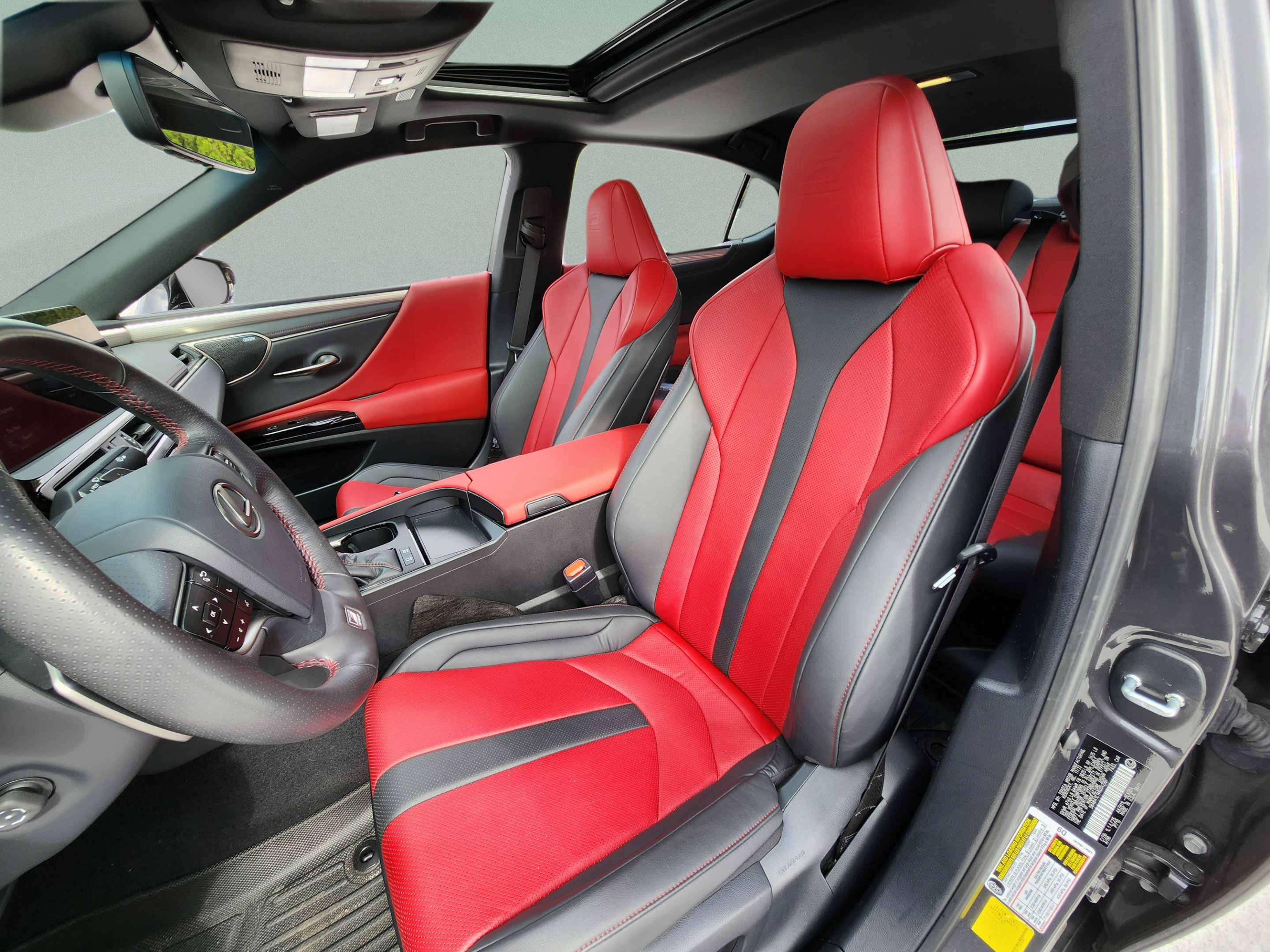 Used 2024 Lexus ES 300h F Sport w/ Accessory Package (Z2) FWD image 11