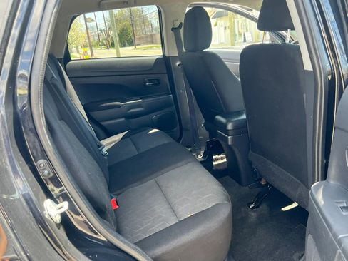 Used 2021 Mitsubishi Outlander Sport ES FWD image 28