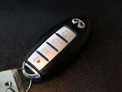 Used 2015 INFINITI Q40 AWD image 35