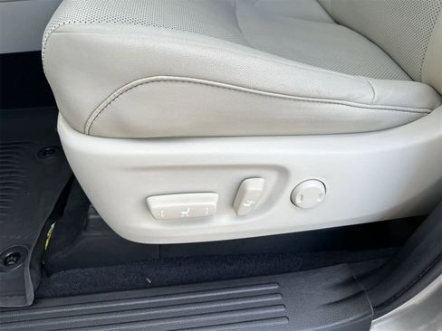 Used 2023 Lexus GX 460 Premium image 6