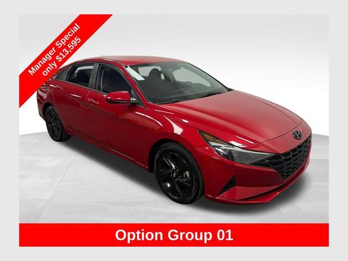 Used 2023 Hyundai Elantra SEL w/ Cargo Package image 1