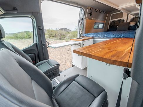 Used 2019 Mercedes-Benz Sprinter 4x4 144 image 30