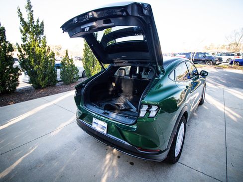 Used 2025 Ford Mustang Mach-E GT w/ Interior Protection Package image 30