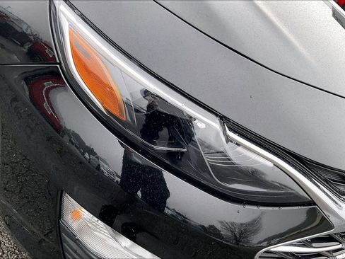 Used 2024 Chevrolet Malibu LT image 31