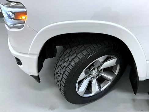 Used 2019 RAM 1500 Limited w/ Body Color Bumper Group image 24