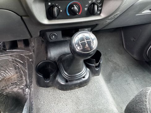 Used 2011 Ford Ranger XLT image 9