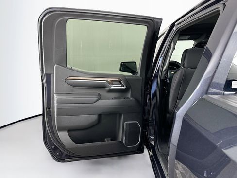 Used 2023 Chevrolet Silverado 1500 LT image 25