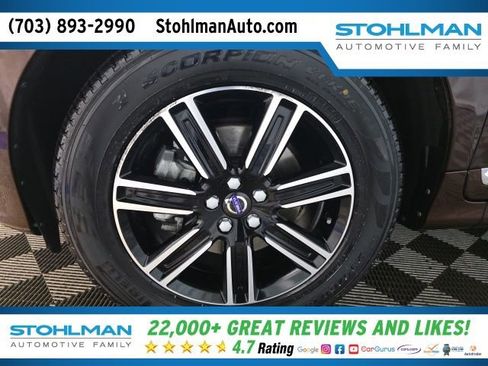 Used 2017 Volvo XC60 T5 Dynamic w/ Preferred Option Package FWD image 10