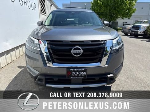 Used 2024 Nissan Pathfinder Platinum w/ Cargo Package AWD/4WD image 8