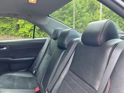 Used 2017 Toyota Camry XSE FWD image 15