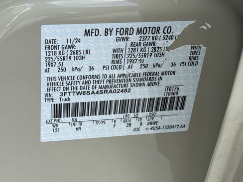 Used 2025 Ford Maverick Lariat AWD/4WD image 32