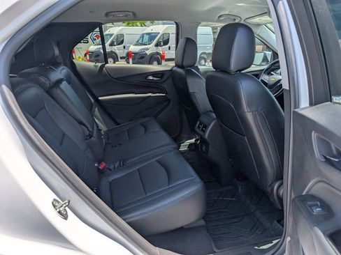 Used 2024 Chevrolet Equinox LT w/ LPO, Floor Liner Package FWD image 17