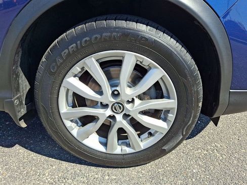 Used 2020 Nissan Rogue Sport SV w/ All-Weather Package AWD/4WD image 8