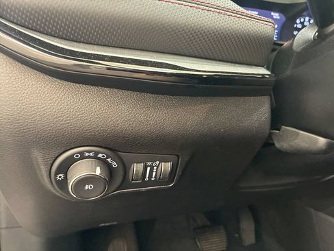 Used 2025 Jeep Compass Trailhawk AWD/4WD image 27