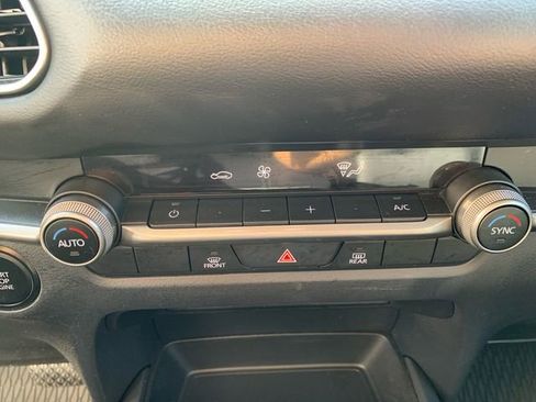 Used 2023 MAZDA CX-30 AWD 2.5 S w/ Select Package image 27