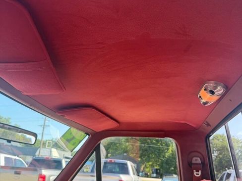 Used 1989 Ford F150 2WD Regular Cab image 12