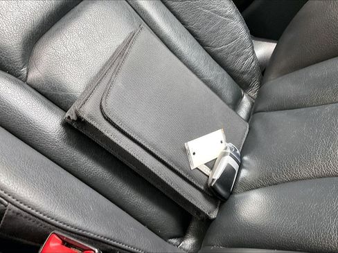 Used 2017 Audi Q7 3.0T Premium Plus w/ Premium Plus Package image 11