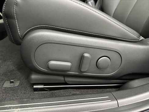 New 2026 Hyundai Ioniq 5 SEL image 10