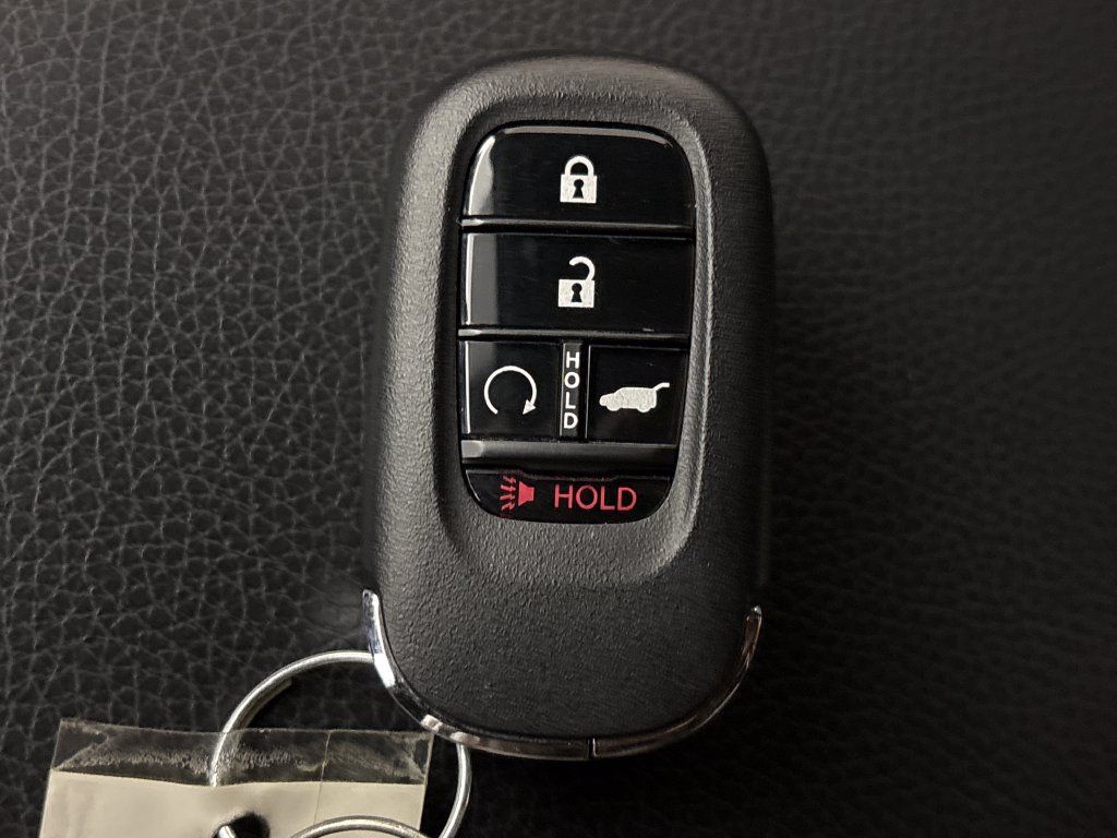 Used 2025 Honda Pilot TrailSport image 32