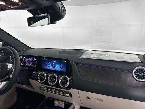 New 2026 Mercedes-Benz GLA 250 image 29