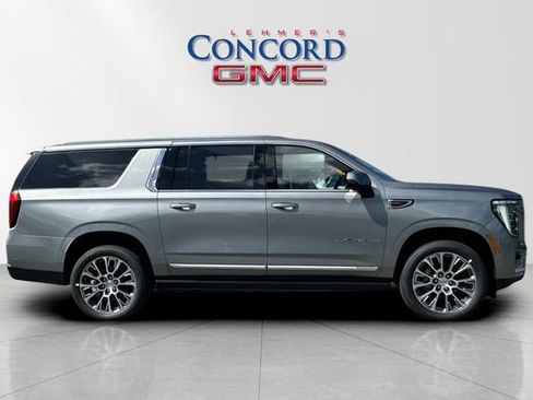 New 2026 GMC Yukon XL Denali AWD/4WD image 3
