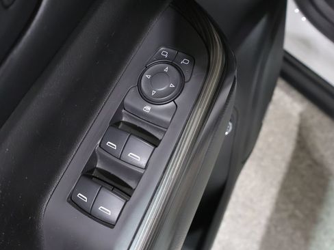 Used 2018 GMC Acadia SLT AWD/4WD image 13