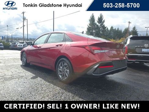 Certified 2024 Hyundai Elantra SEL image 8