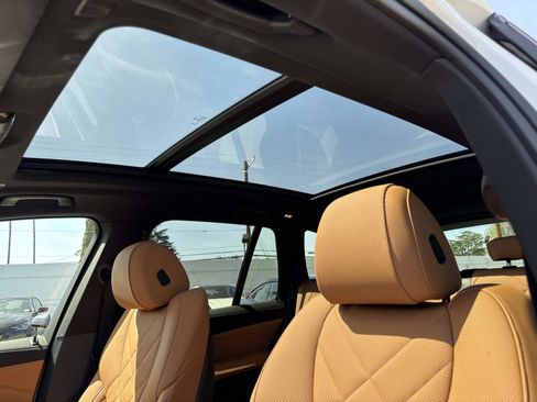 Used 2026 BMW X5 xDrive50e w/ M Sport Package image 16