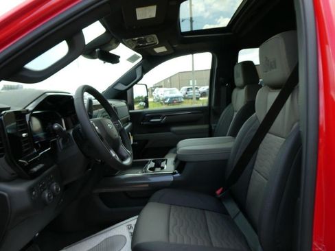 New 2026 Chevrolet Silverado 2500 ZR2 w/ ZR2 Bison Edition AWD/4WD image 17