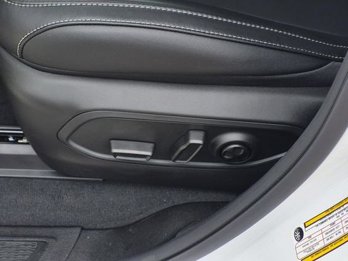 New 2026 Jeep Grand Cherokee L Limited RWD image 14