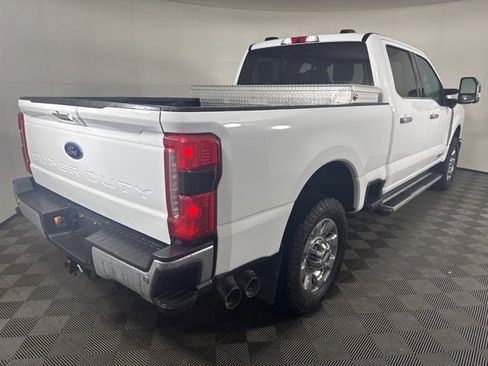 Used 2023 Ford F350 Lariat w/ Tow Technology Package image 3